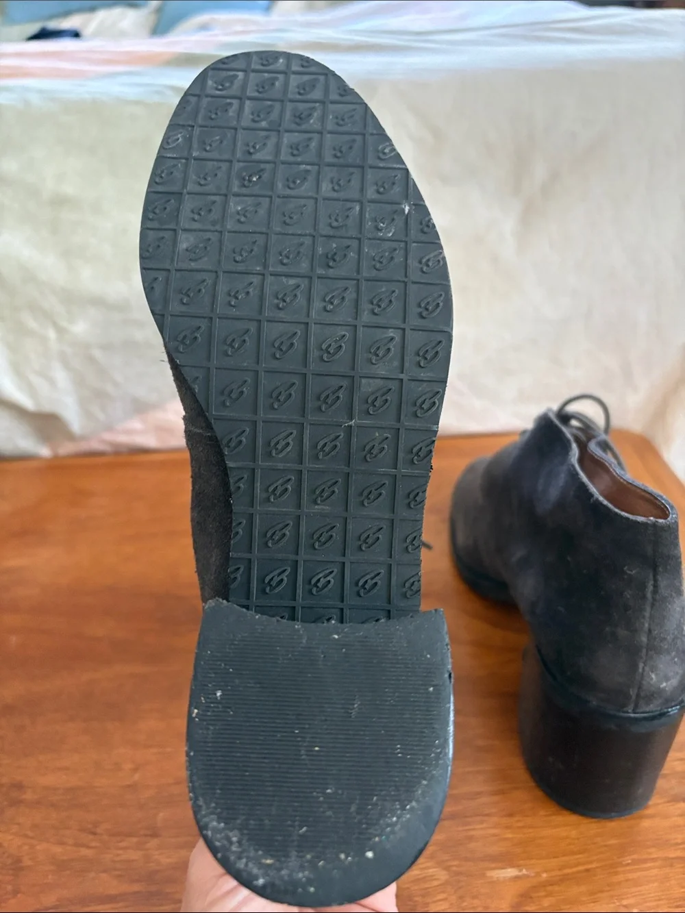 Women’s Suede Lace-Up Ankle Boots in Dark Gray
